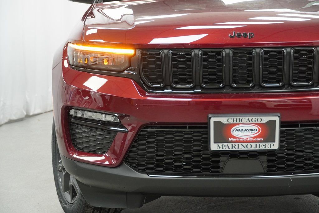 New 2025 Jeep Grand Cherokee Limited image 6