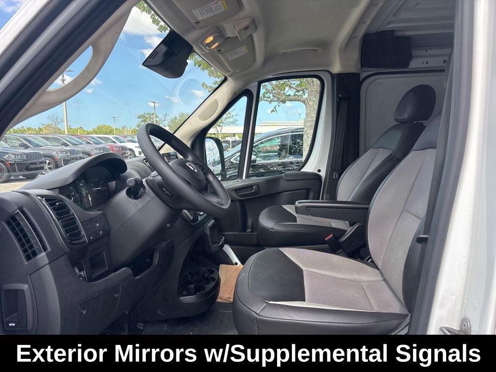 Used 2025 RAM ProMaster 2500 w/ Convenience Group image 8