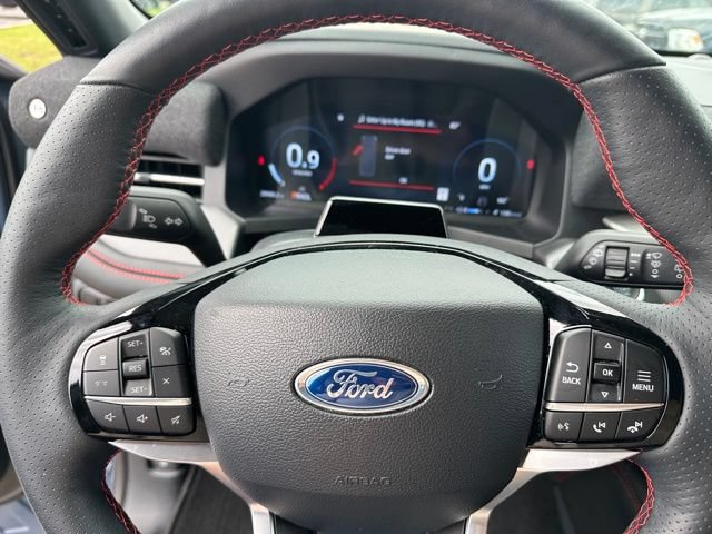 Certified 2025 Ford Explorer ST-Line w/ Premium Package AWD/4WD image 30