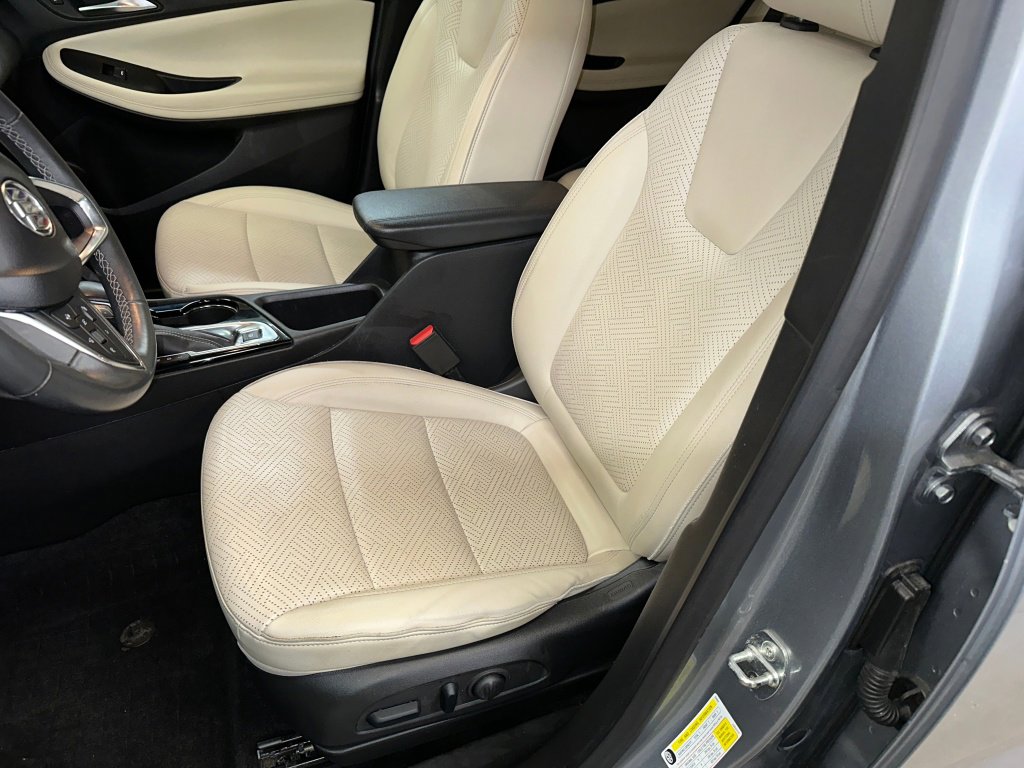 Certified 2023 Buick Encore GX Essence w/ Experience Buick Package image 2