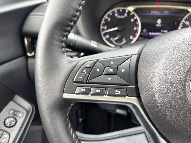Used 2025 Nissan Sentra SV w/ All-Weather Package FWD image 39