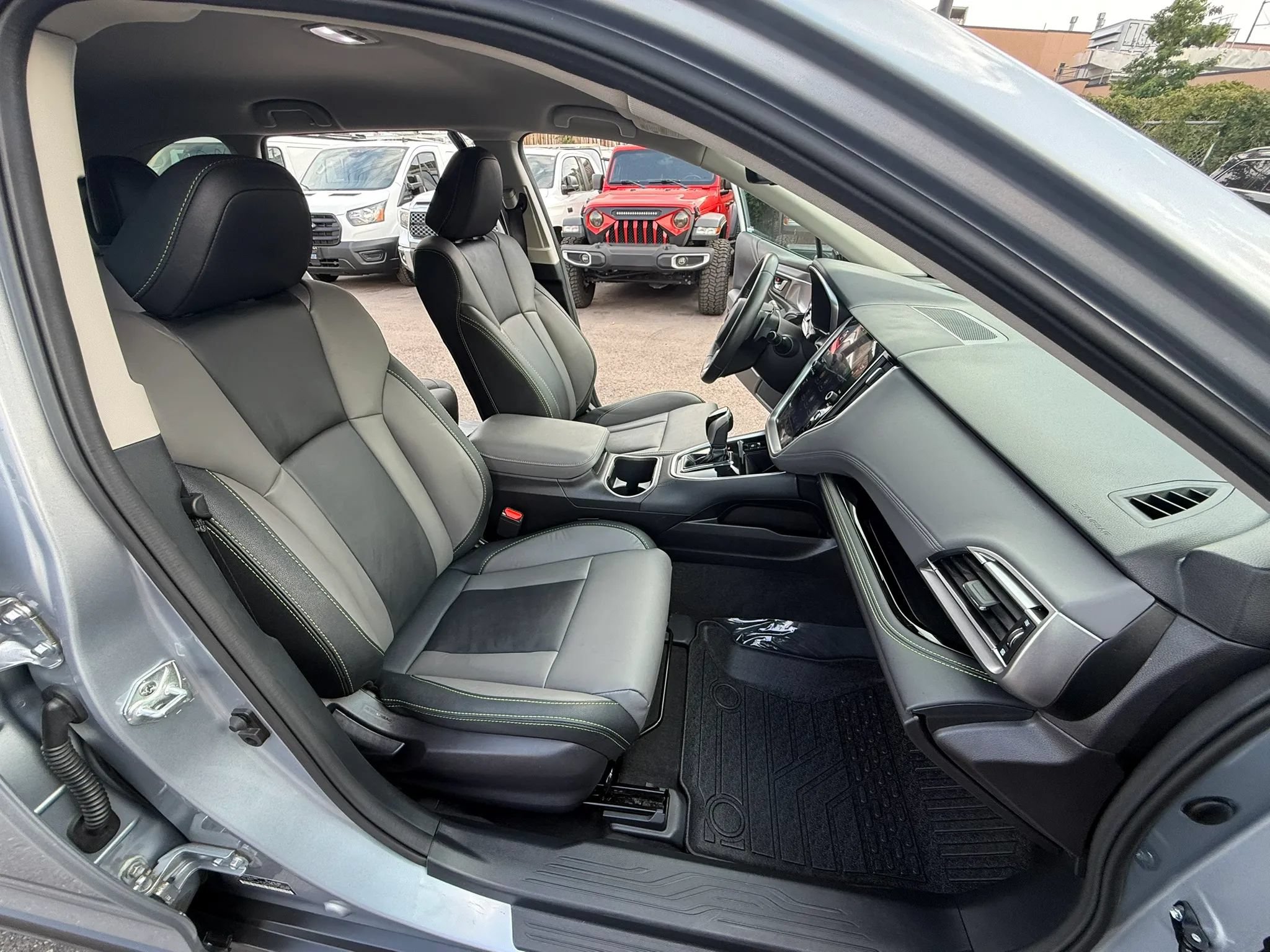 Used 2023 Subaru Outback Onyx Edition AWD/4WD image 23