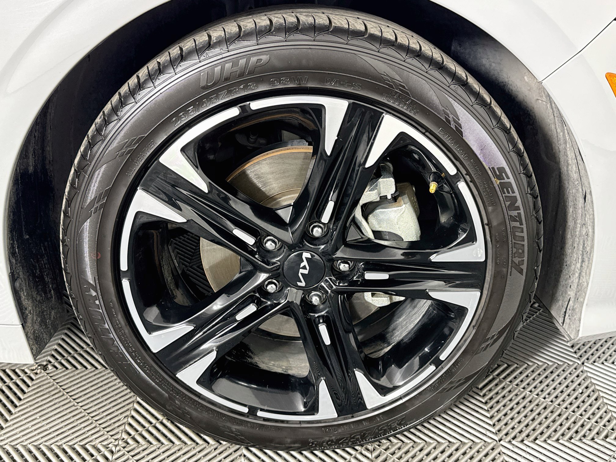 Used 2024 Kia K5 GT-Line FWD image 30