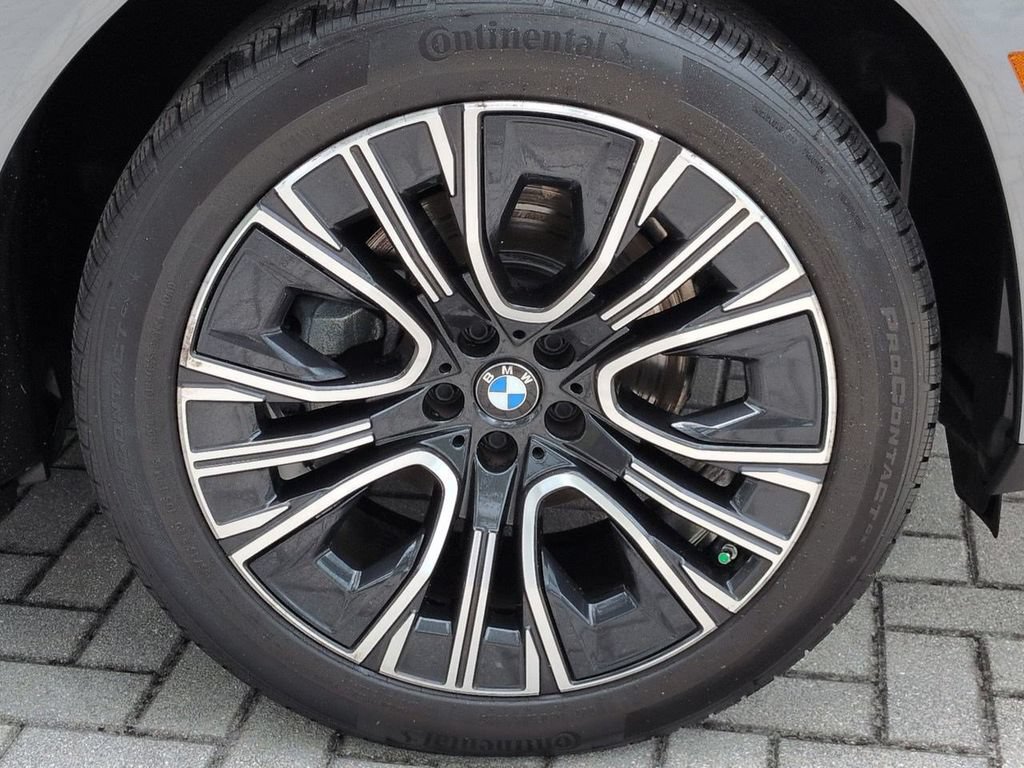 New 2025 BMW X3 xDrive30i w/ Premium Package AWD/4WD image 11