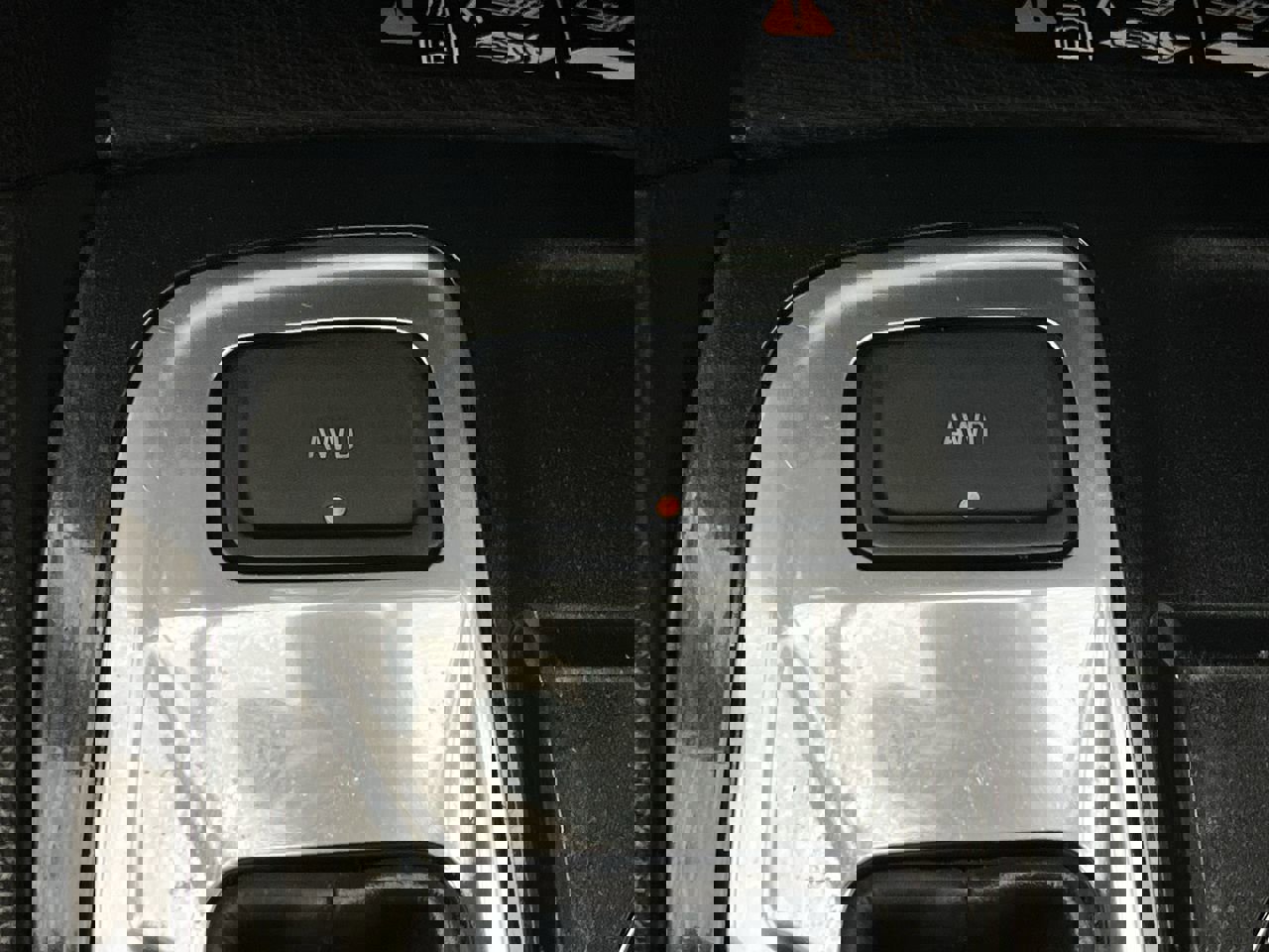 Certified 2022 Chevrolet Equinox Premier w/ LPO, Floor Liner Package image 16