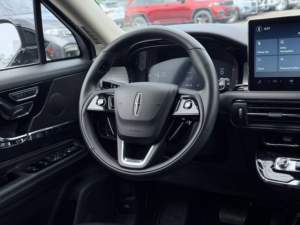 Used 2026 Lincoln Corsair Premiere AWD/4WD image 26