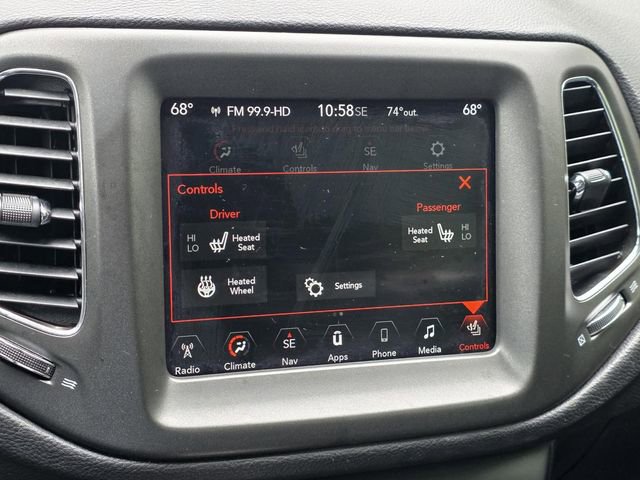 Used 2018 Jeep Compass Trailhawk w/ Navigation Group AWD/4WD image 17
