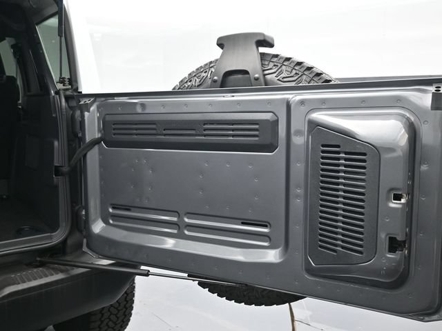 Certified 2025 Ford Bronco Heritage Edition AWD/4WD image 19