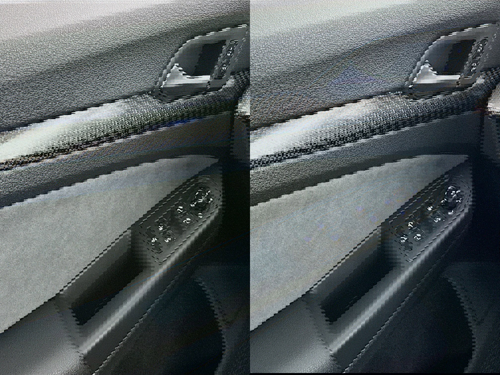 Used 2025 Volkswagen Golf R Black Edition w/ Euro Stye Package image 15