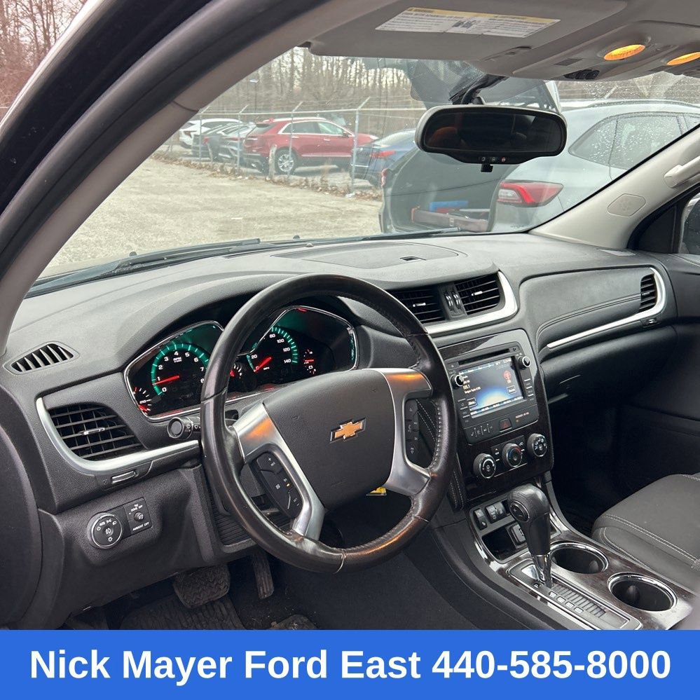 Used 2016 Chevrolet Traverse LT w/ Style and Technology Package image 38