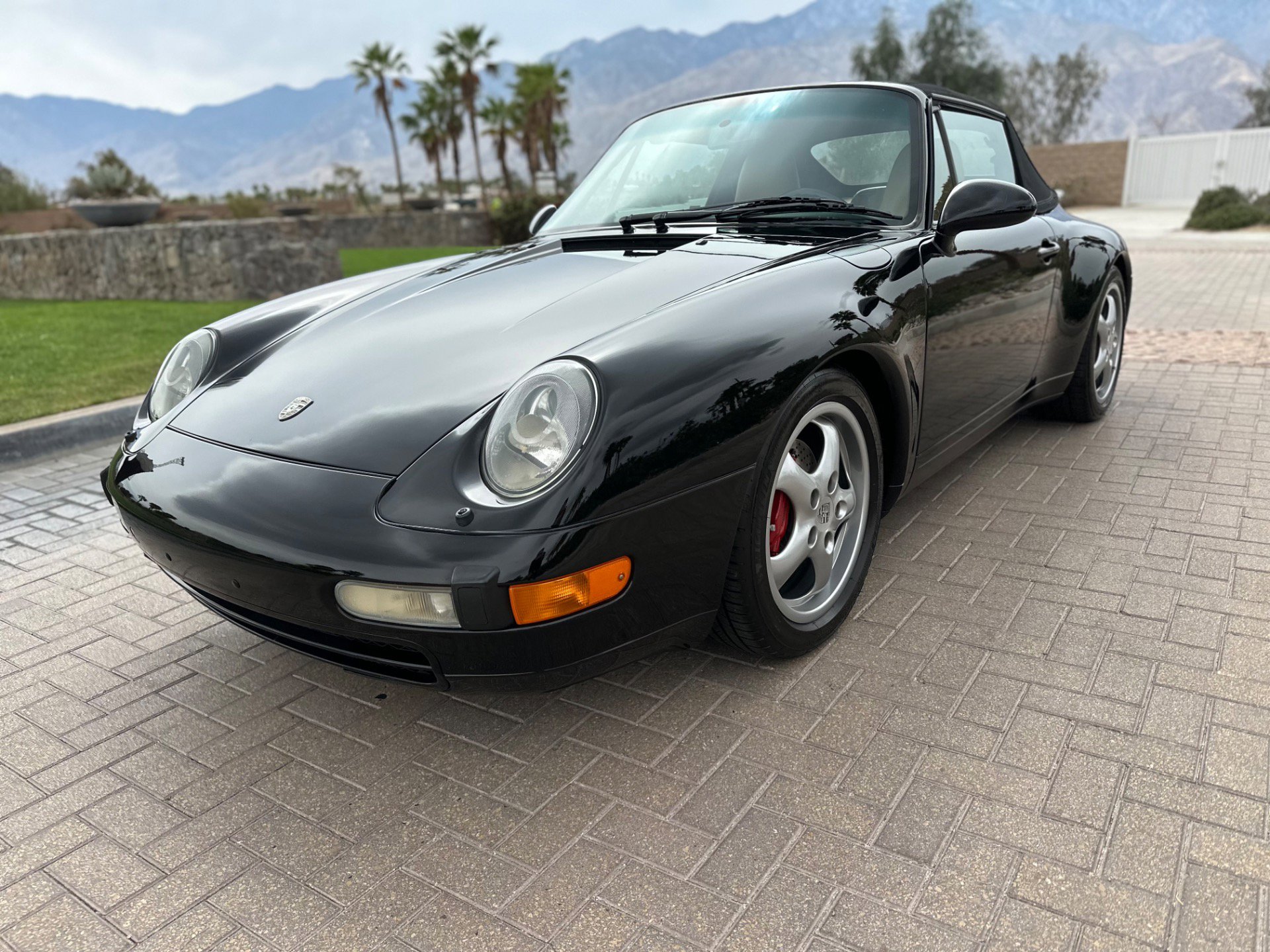 Used 1996 Porsche 911 Carrera RWD image 3