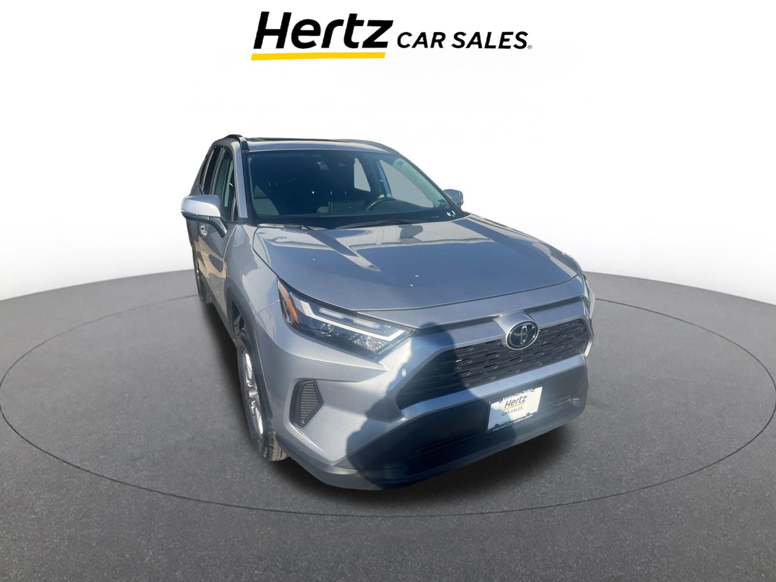 Used 2025 Toyota RAV4 XLE video 1