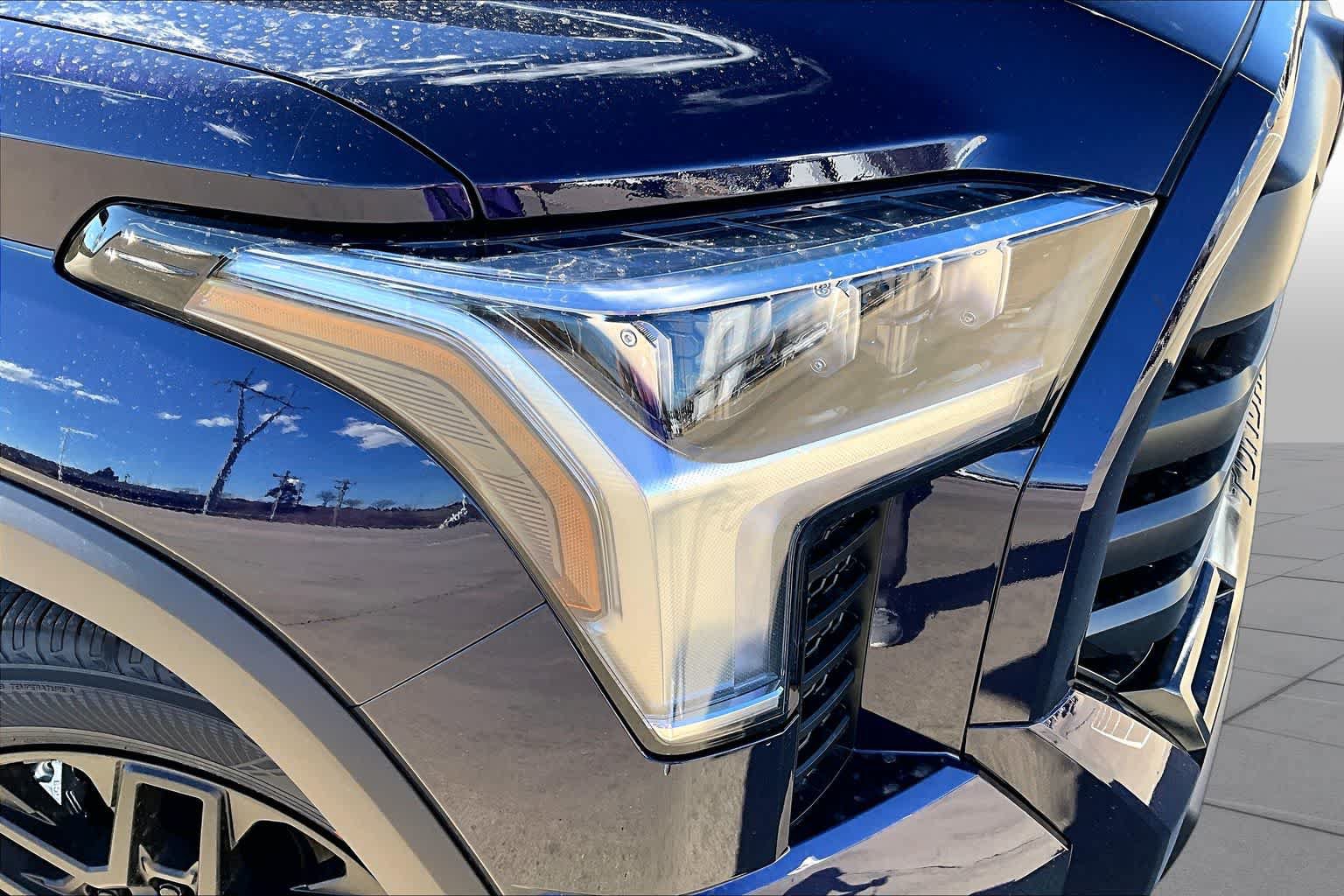 New 2026 Toyota Tundra Limited AWD/4WD image 13