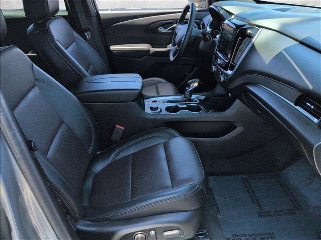 Used 2023 Chevrolet Traverse High Country FWD image 30