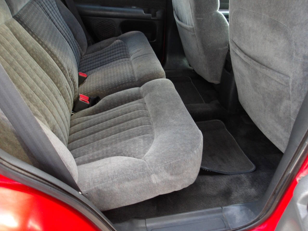 Used 2002 Chevrolet Blazer LS w/ Preferred Equipment Group image 22