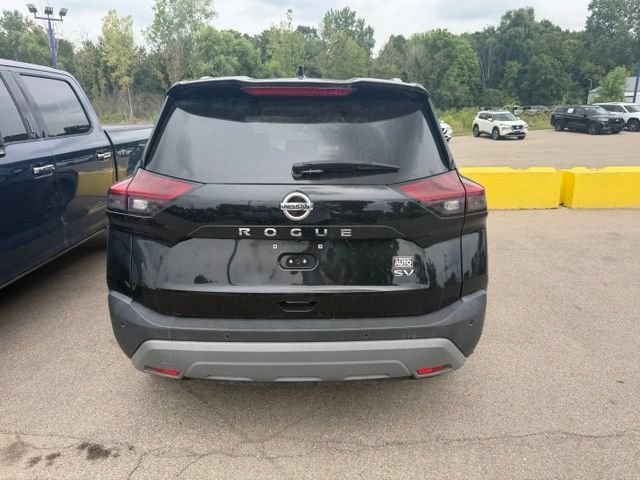Used 2021 Nissan Rogue SV FWD image 5