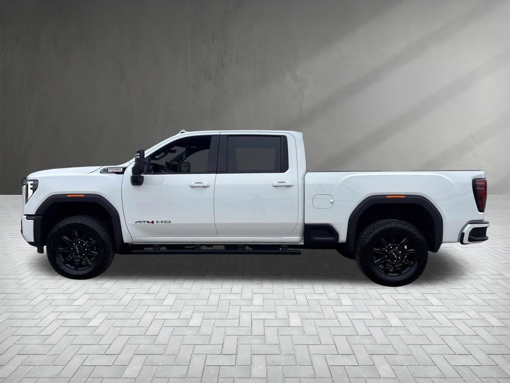 Used 2025 GMC Sierra 2500 AT4 w/ AT4 Premium Plus Package image 2