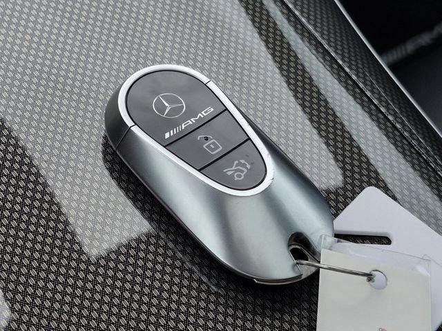 Certified 2025 Mercedes-Benz GLC 43 AMG 4MATIC image 37