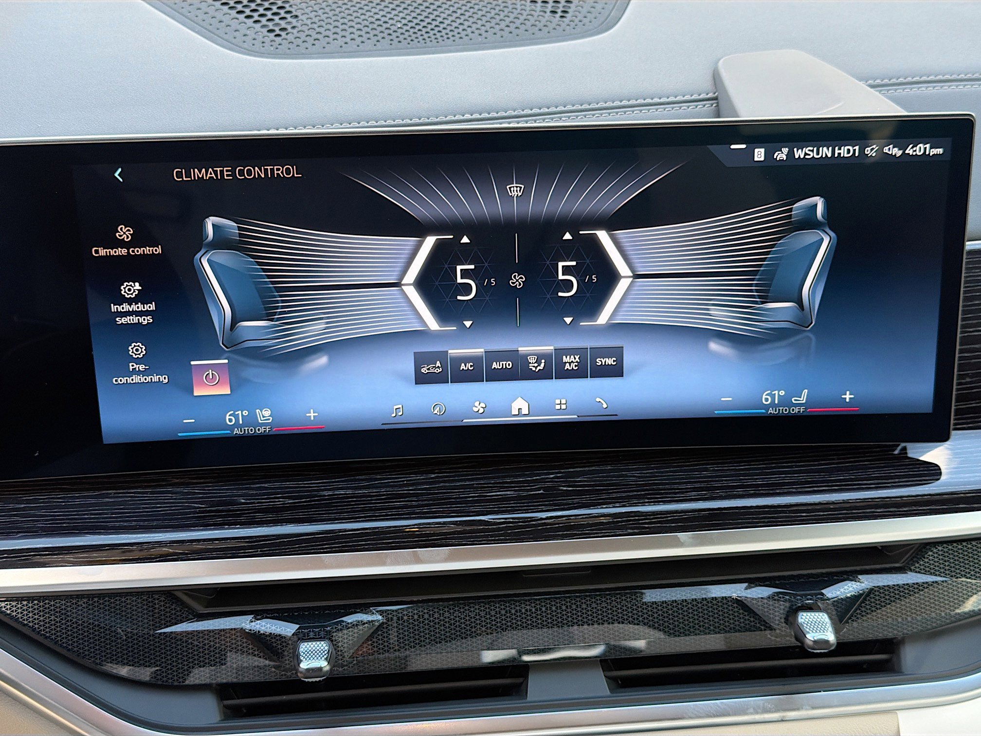 New 2026 BMW X7 xDrive40i w/ Executive Package image 37