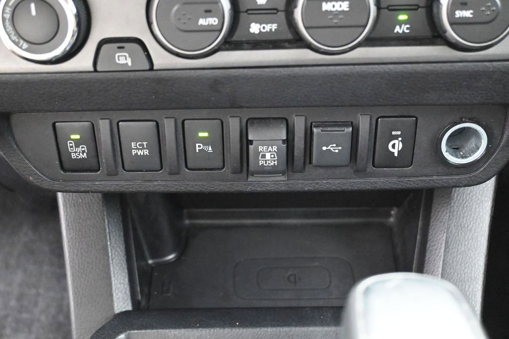 Certified 2020 Toyota Tacoma TRD Pro AWD/4WD image 25