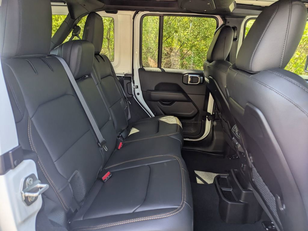 New 2026 Jeep Wrangler Unlimited Sahara AWD/4WD image 28