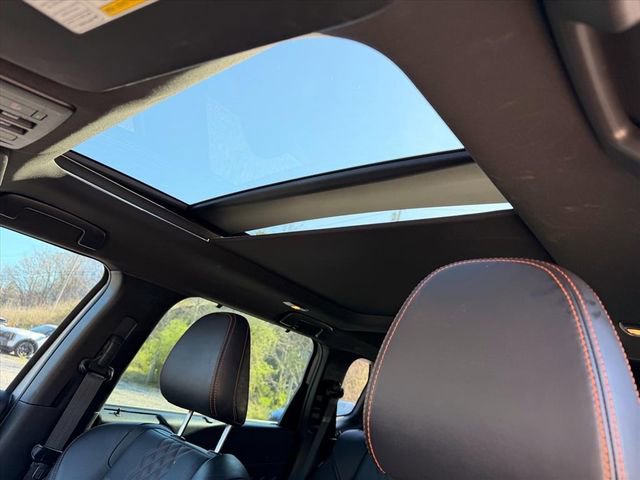 Used 2023 Mitsubishi Outlander SEL image 16