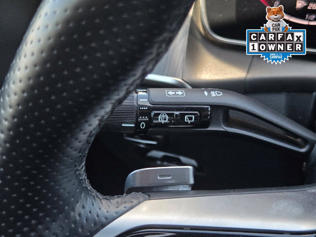 Used 2024 Mercedes-Benz GLC 300 w/ AMG Line image 23