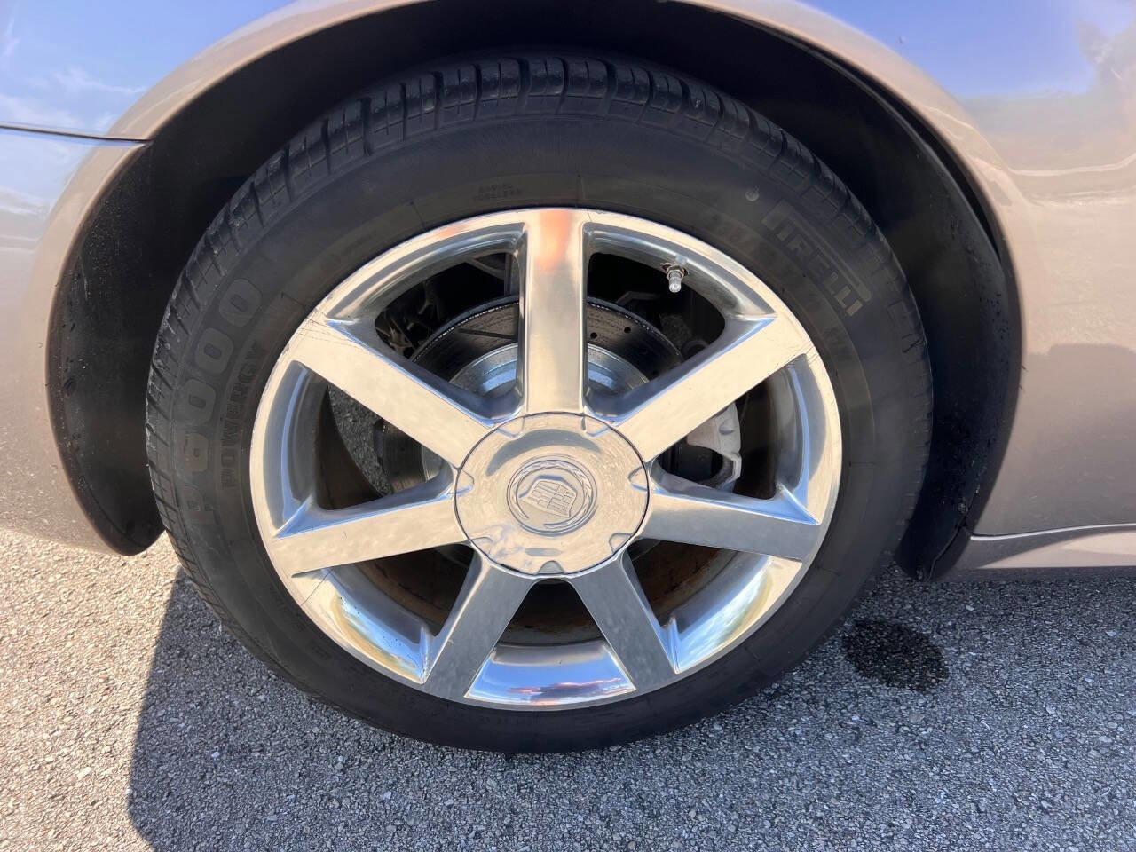 Used 2005 Cadillac XLR image 27