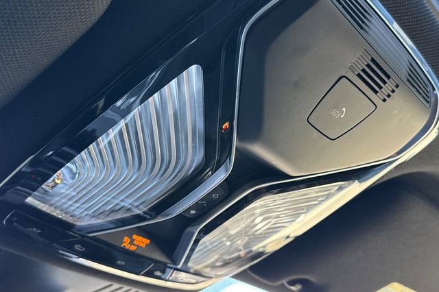 Used 2019 BMW 750i RWD image 23