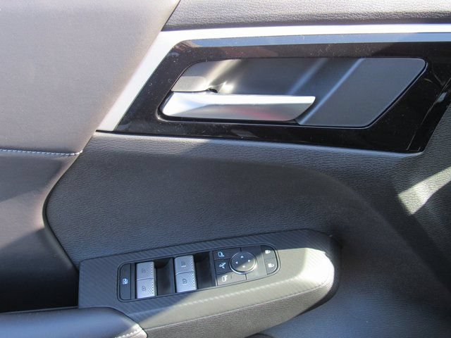 New 2025 Mitsubishi Outlander SE FWD image 12