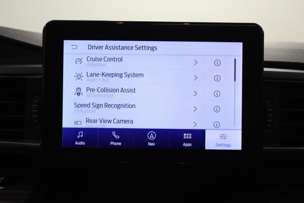 Used 2020 Ford Explorer Limited image 26