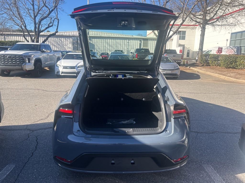 New 2026 Toyota Prius LE image 16