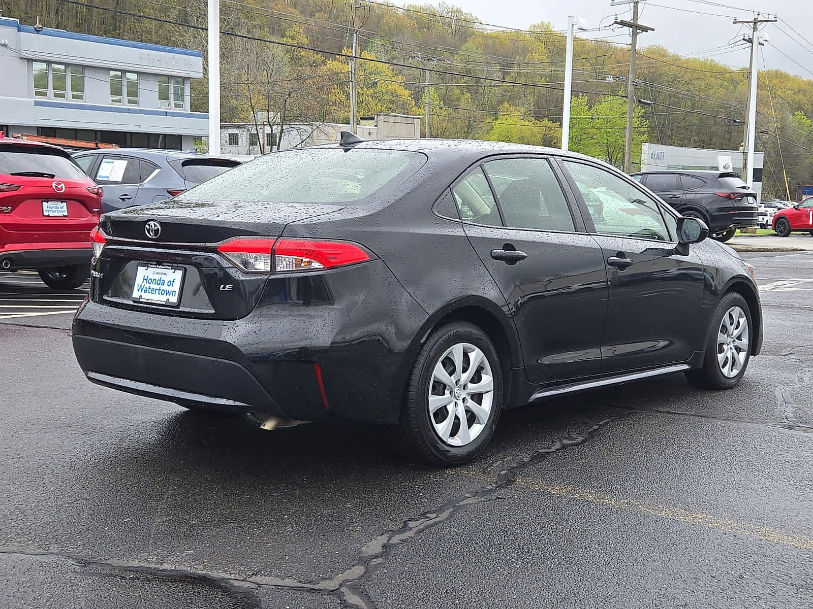 Used 2022 Toyota Corolla LE FWD image 5