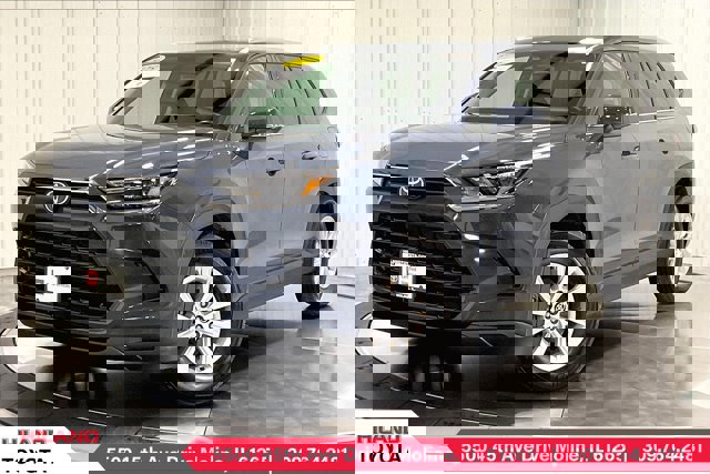 Certified 2025 Toyota Grand Highlander AWD image 1