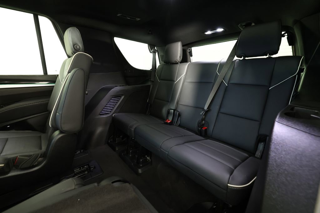 Used 2026 Cadillac Escalade Sport w/ Touring Package AWD/4WD image 15