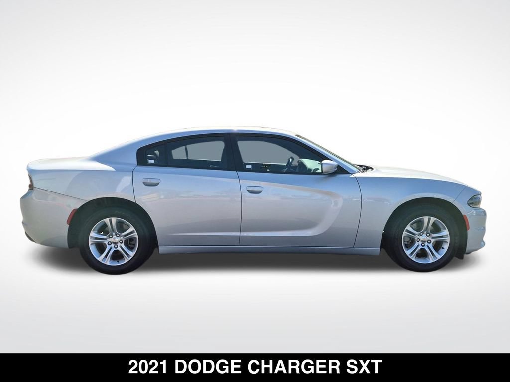 Used 2021 Dodge Charger SXT RWD image 6