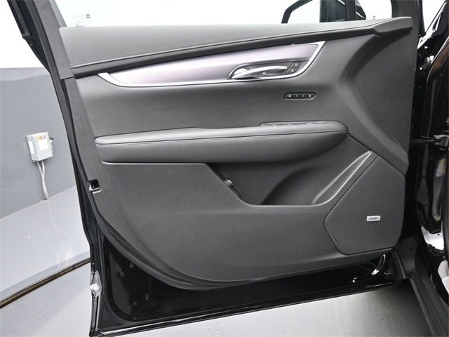New 2025 Cadillac XT6 Luxury w/ LPO, Floor Liner Package image 12