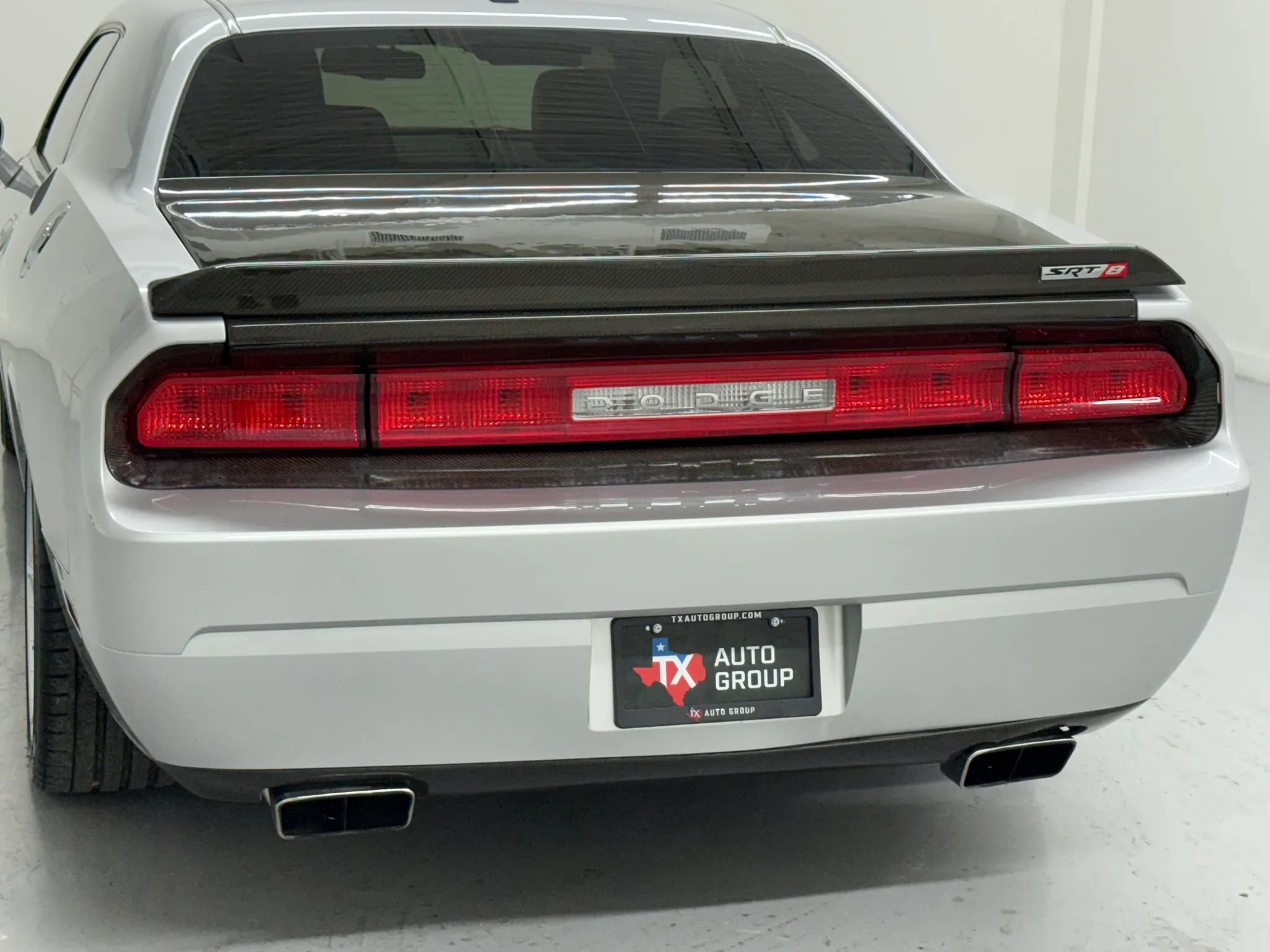 Used 2008 Dodge Challenger SRT8 RWD image 14