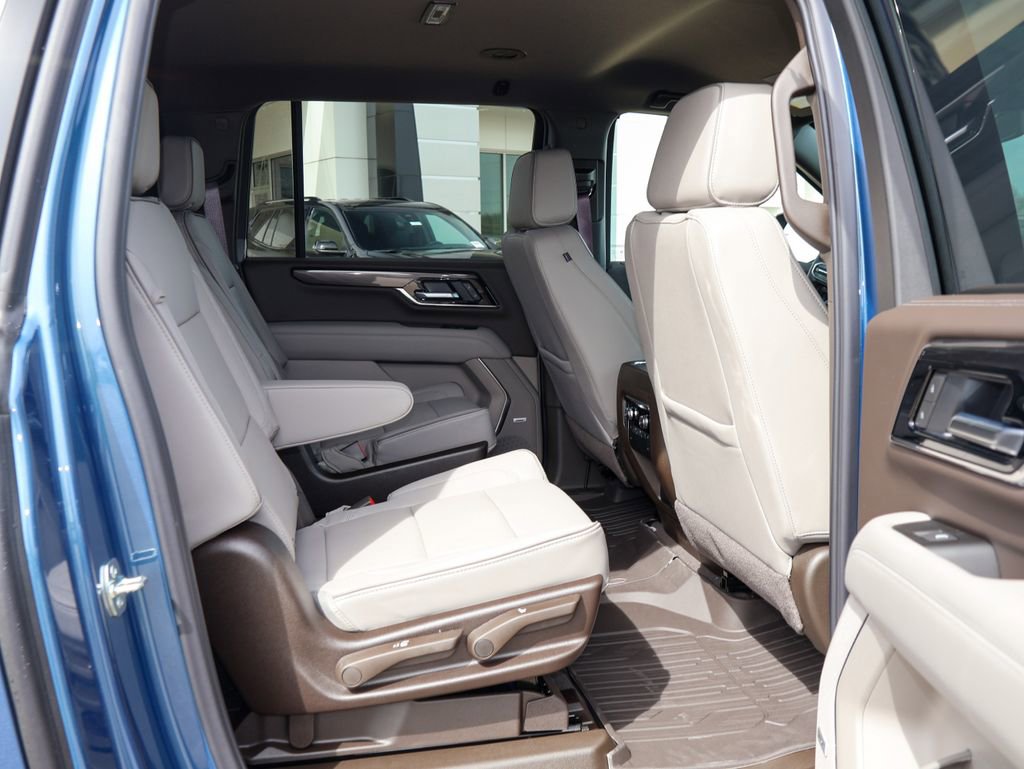 New 2026 GMC Yukon XL Elevation image 33