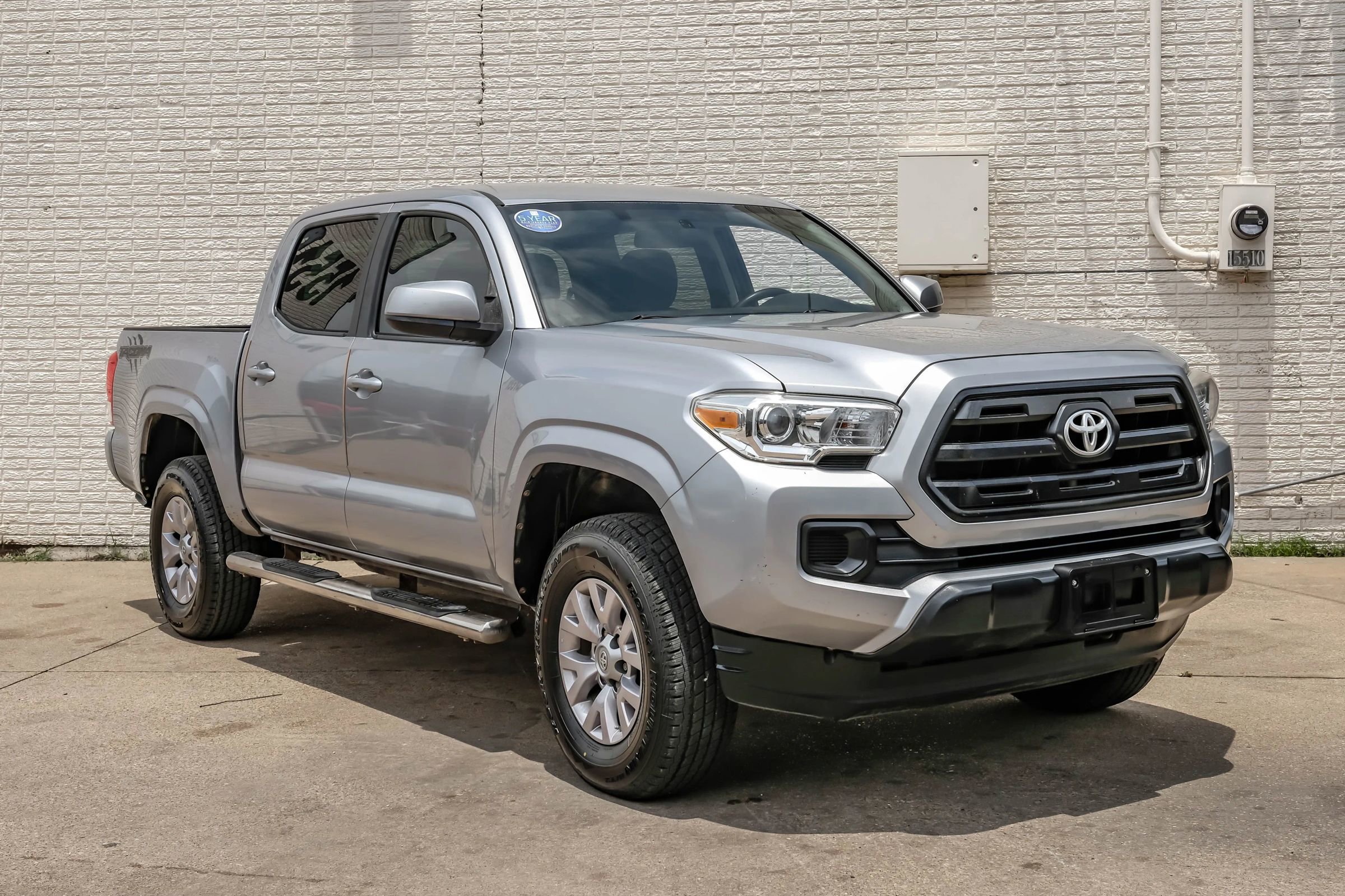Used 2017 Toyota Tacoma SR w/ SR Convenience Package RWD image 5