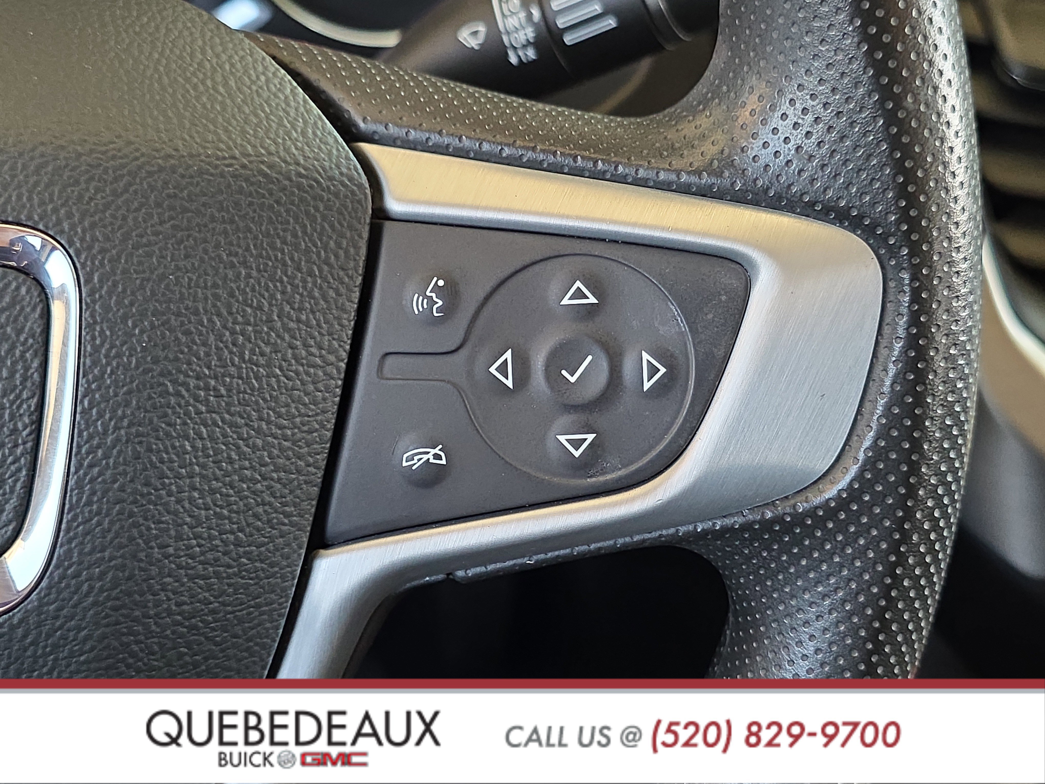 Used 2022 GMC Acadia SLE FWD image 15