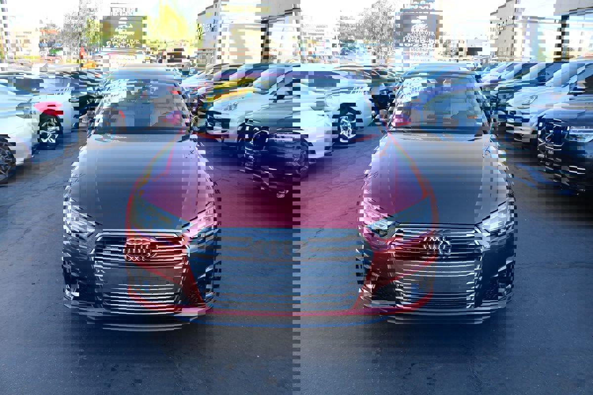 Used 2019 Audi A4 2.0T Premium Plus w/ Premium Plus Package image 3