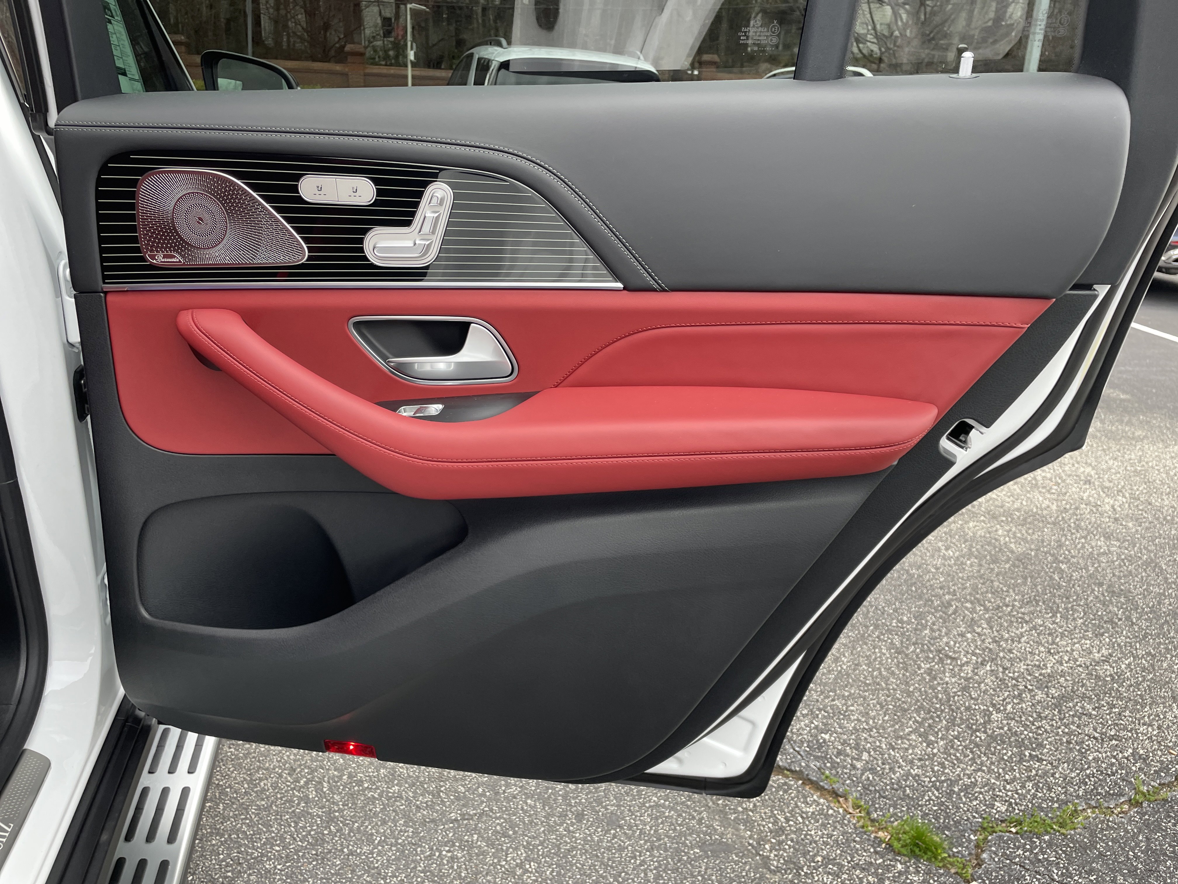 New 2026 Mercedes-Benz GLS 580 4MATIC image 41