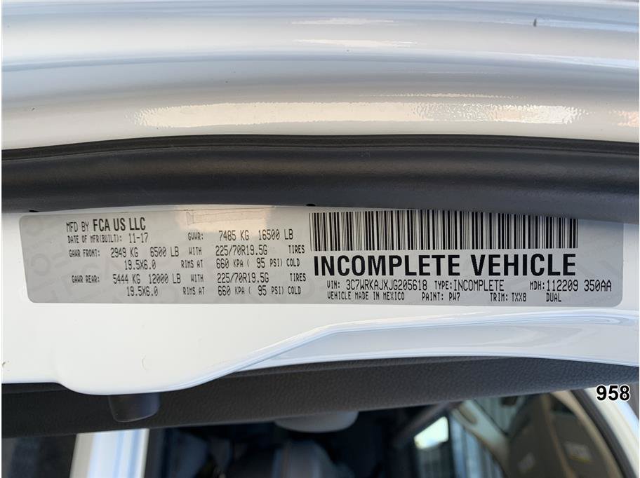 Used 2018 RAM 4500 Tradesman RWD image 23