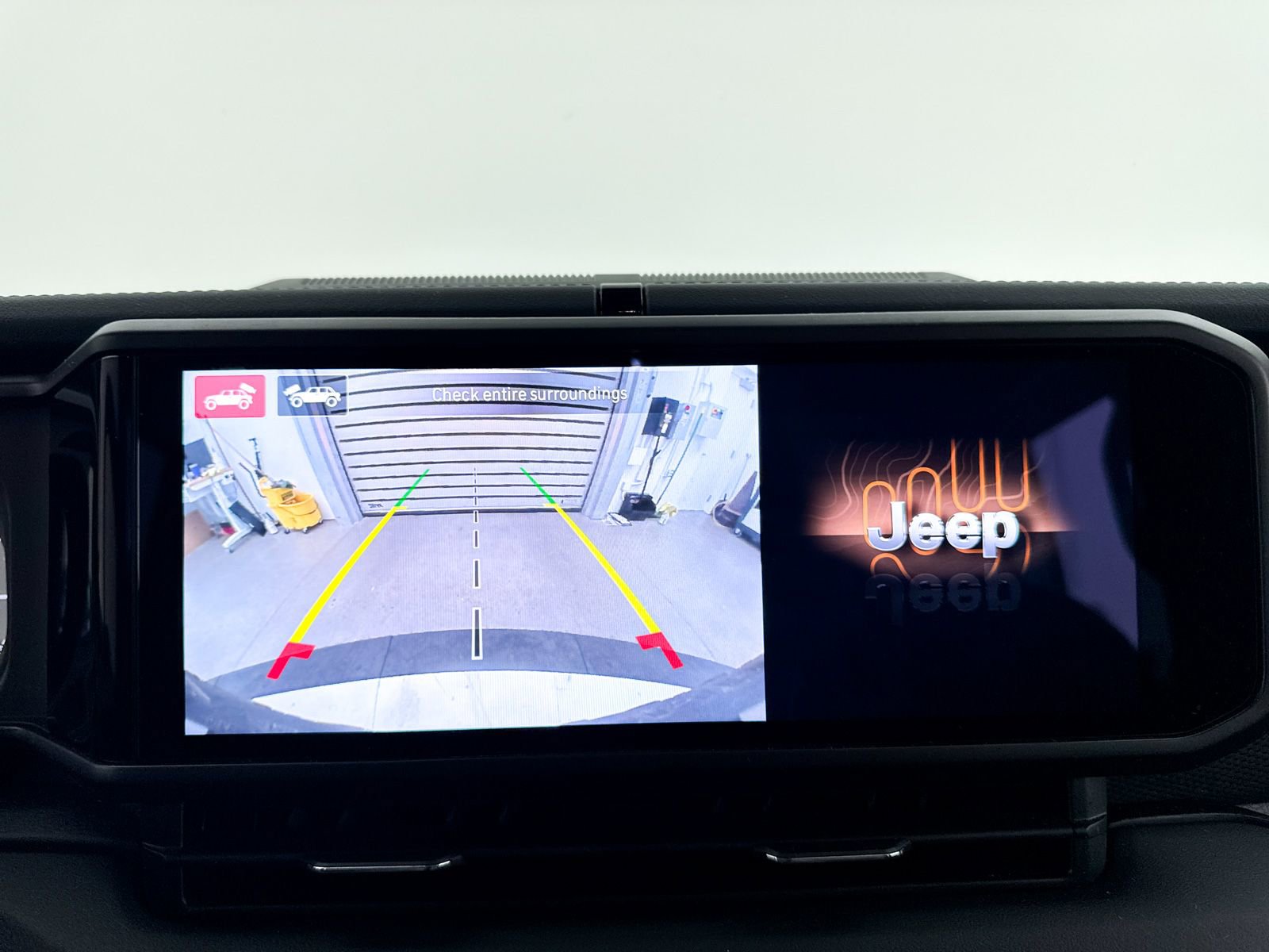 Used 2024 Jeep Wrangler Unlimited Rubicon 4xe w/ Capability Package image 9