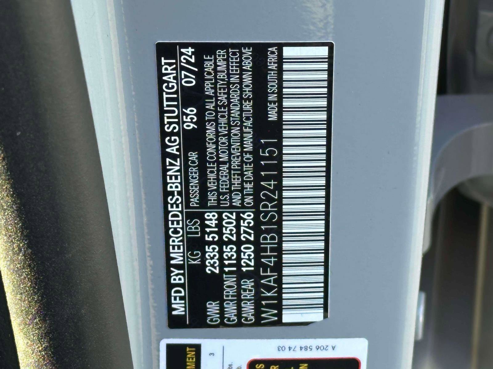 Used 2025 Mercedes-Benz C 300 4MATIC Sedan image 15