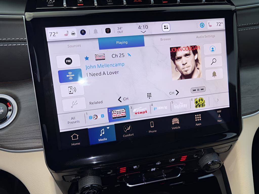 New 2025 Jeep Grand Cherokee L Limited w/ Luxury Tech Group II image 22