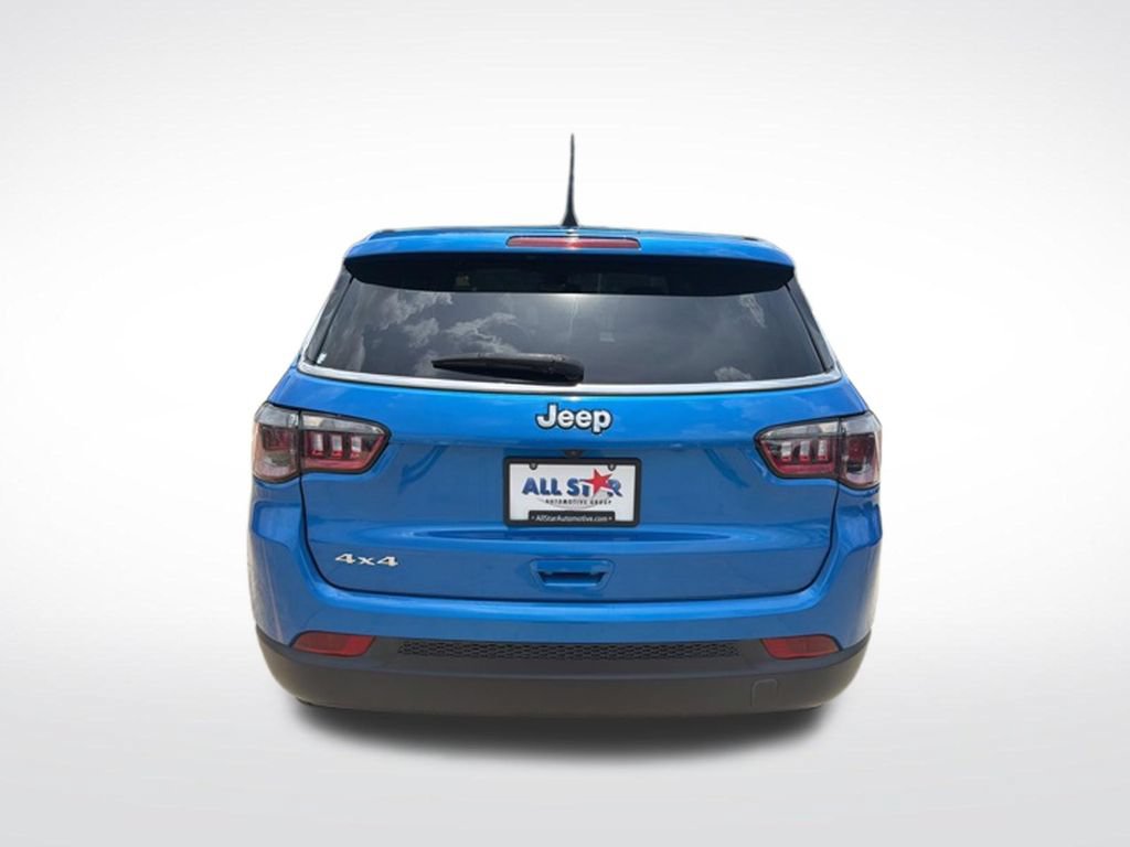 Used 2024 Jeep Compass Sport AWD/4WD image 7