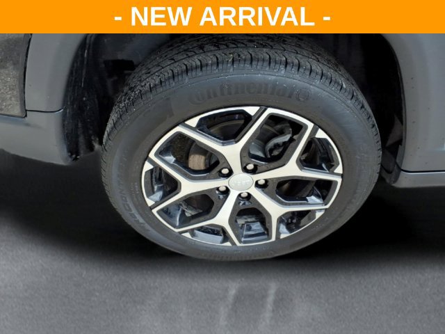 Used 2024 Jeep Compass Limited AWD/4WD image 9