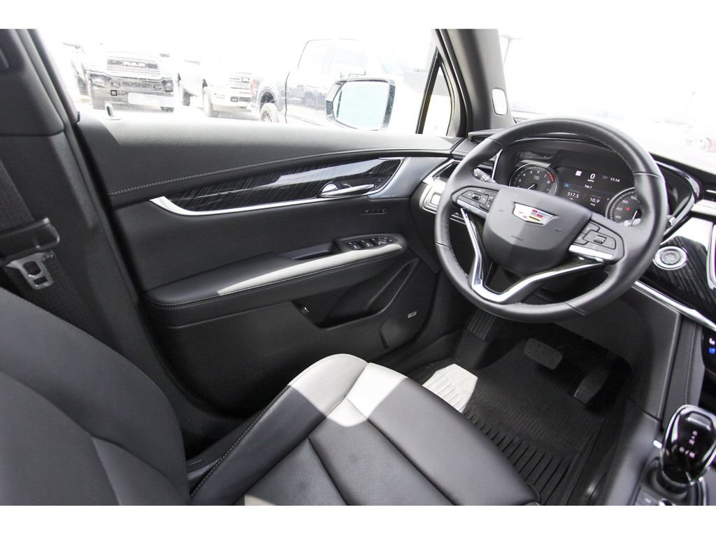 New 2024 Cadillac XT6 Premium Luxury w/ Technology Package FWD image 8